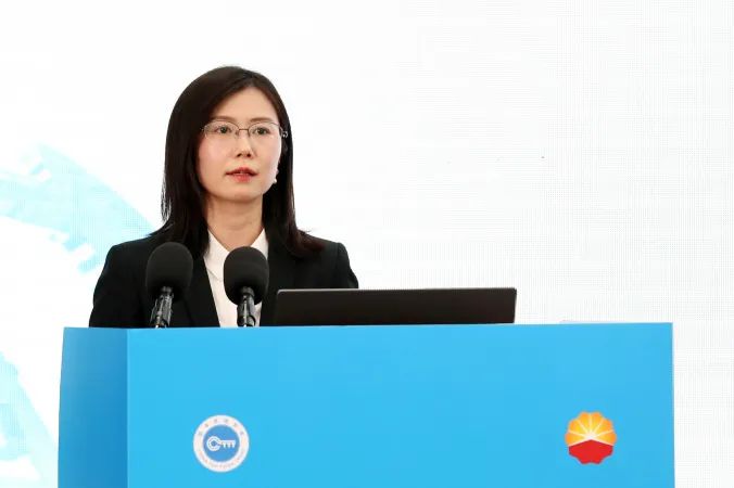 ϣ˫̼¹ҵɫת | ҵ6