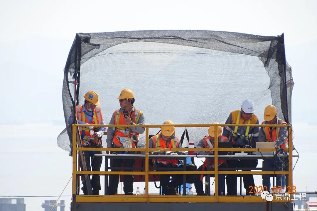 台塑16万M?低温丙烷储罐T202成功升顶 台塑16万M?低温丙烷储罐T202成功升顶