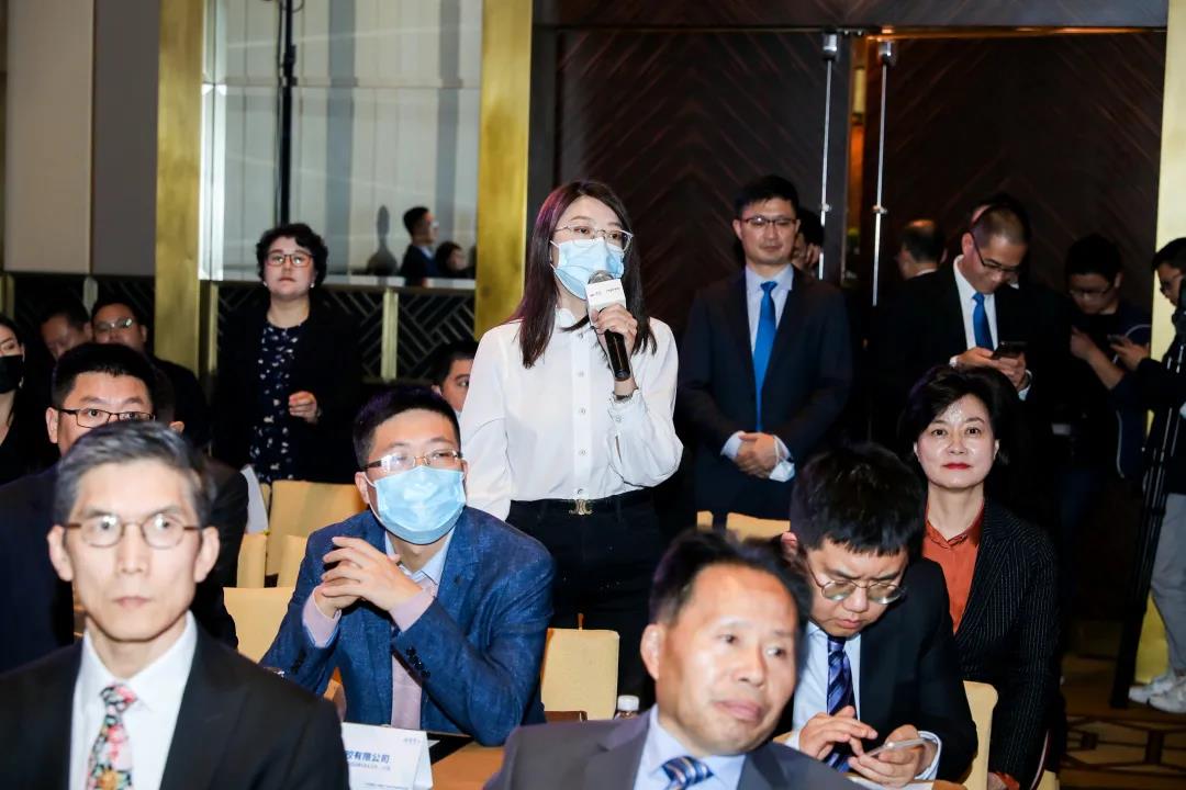 央媒、电视、网络直播……两化进博会联合签约,火了! 央媒、电视、网络直播……两化进博会联合签约,火了!