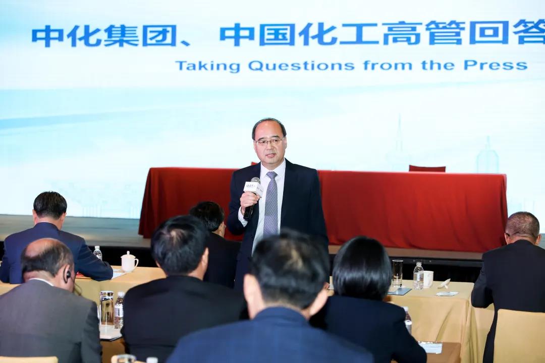 央媒、电视、网络直播……两化进博会联合签约,火了! 央媒、电视、网络直播……两化进博会联合签约,火了!