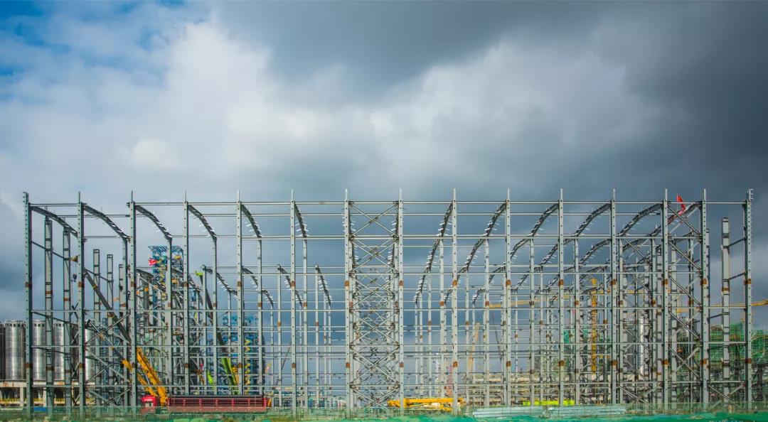 亚洲在建最大智能立体库钢结构安装工程封顶 亚洲在建最大智能立体库钢结构安装工程封顶