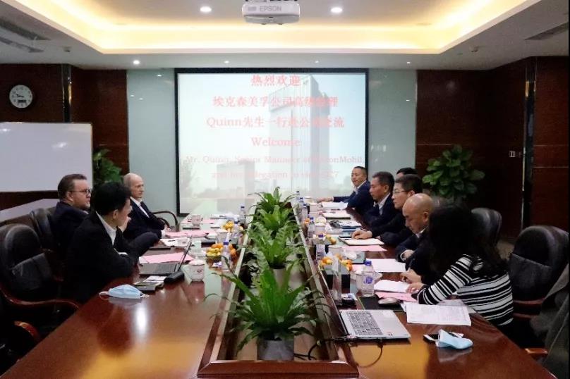 埃克森美孚公司高级经理Quinn先生一行到公司洽谈交流 埃克森美孚公司高级经理Quinn先生一行到公司洽谈交流