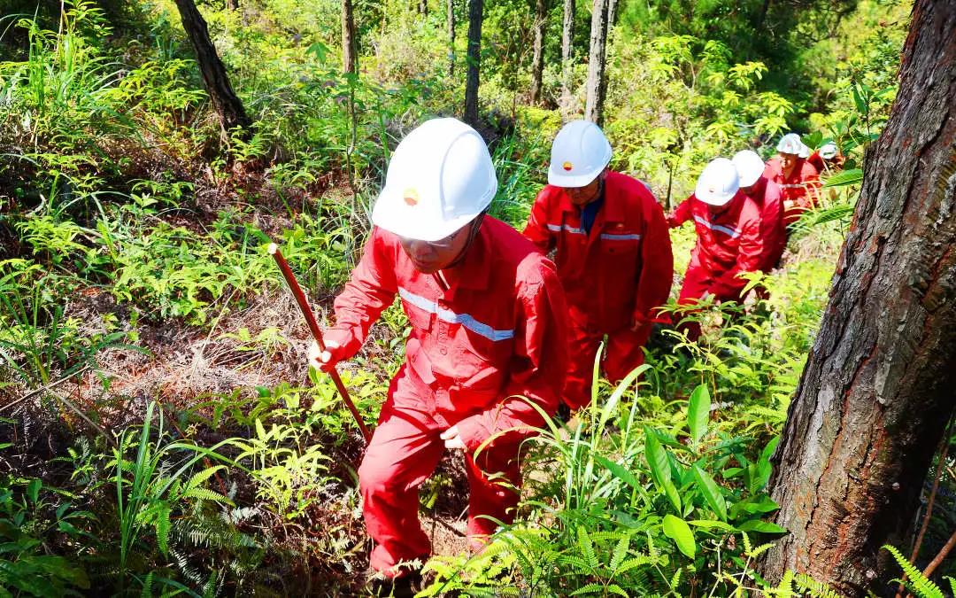 五年来,管道局累计签订合同额139000000000元! 五年来,管道局累计签订合同额139000000000元!