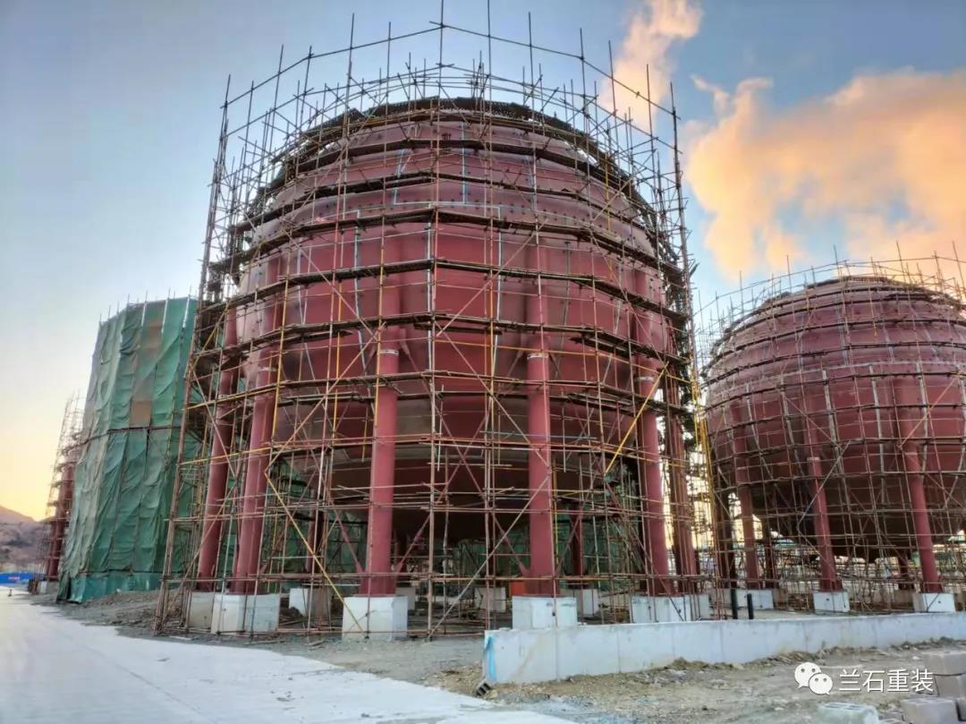 兰石重装恒力石化大直径厚壁低温钢球罐工程加紧推进 兰石重装恒力石化大直径厚壁低温钢球罐工程加紧推进