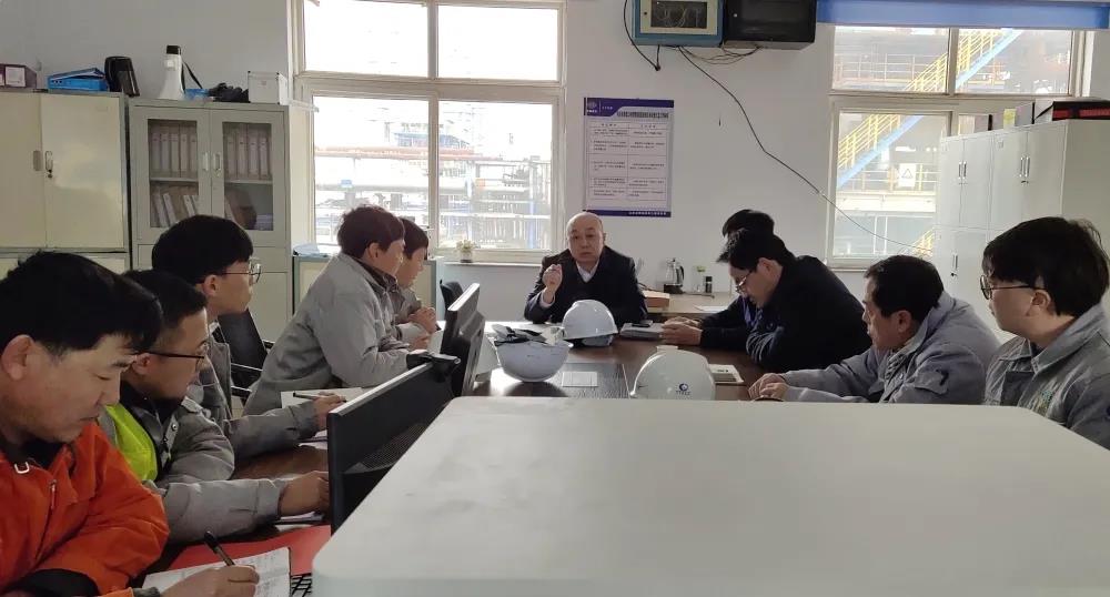 于建云出席第二分公司淄博峻辰苯乙烯工程项目“百日会战”启动仪式 于建云出席第二分公司淄博峻辰苯乙烯工程项目“百日会战”启动仪式