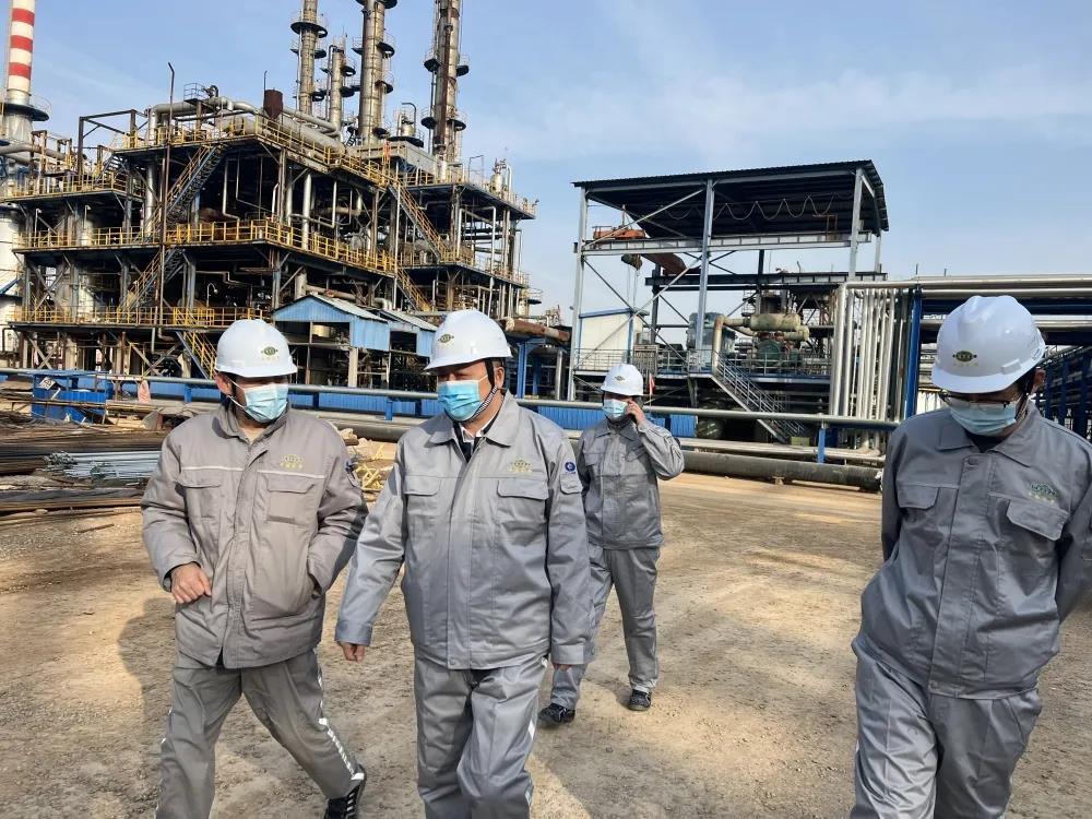 于建云出席第二分公司淄博峻辰苯乙烯工程项目“百日会战”启动仪式 于建云出席第二分公司淄博峻辰苯乙烯工程项目“百日会战”启动仪式