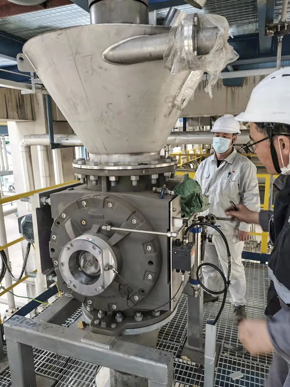 칫˾²EVAװùʽβĿнһοɹ