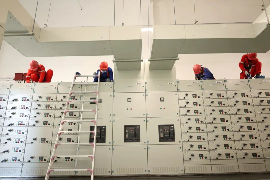 ˾㶫ʯĿ120/ϩװñվһܵɹ