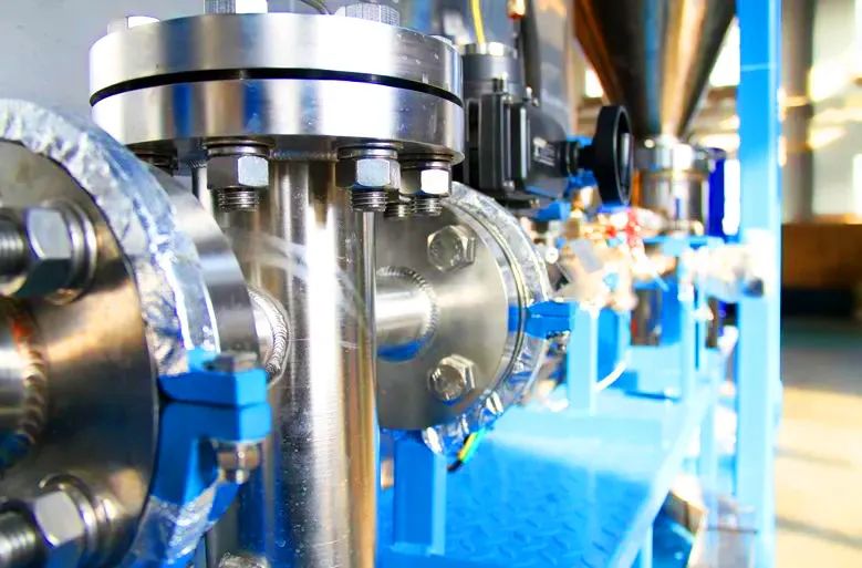 科瑞油气丨国内首套海洋平台用冻胶分散体在线生产设备于中海油成功投产应用 科瑞油气丨国内首套海洋平台用冻胶分散体在线生产设备于中海油成功投产应用