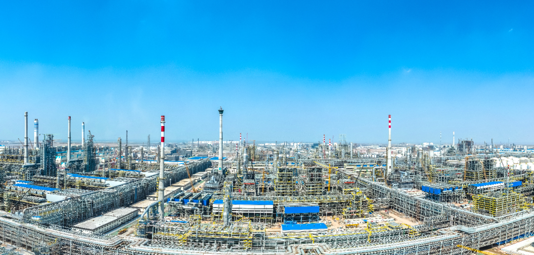《新闻联播》报道!隆华装备助力国内单套规模最大炼化一体化项目投料开车成功! 《新闻联播》报道!隆华装备助力国内单套规模最大炼化一体化项目投料开车成功!