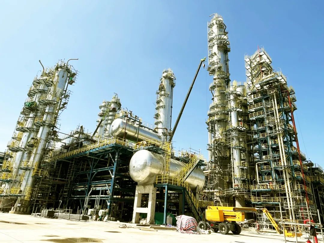 ս㶫ʯ | һ蹫˾53𡰴͡