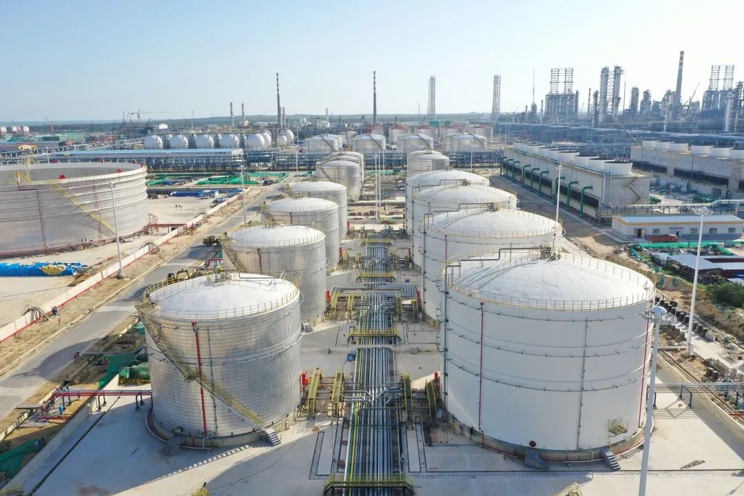 ս㶫ʯ | һ蹫˾53𡰴͡