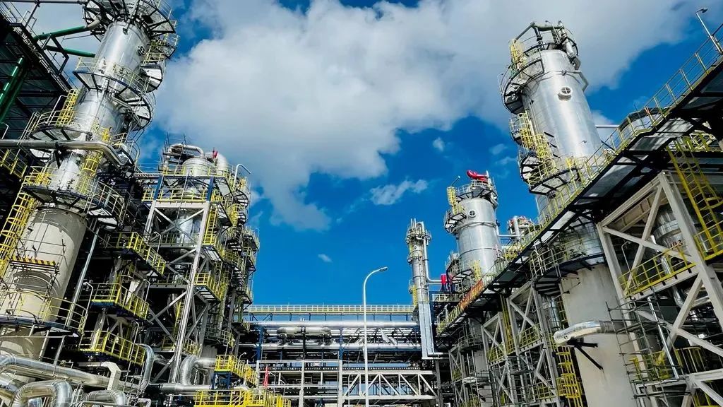  ʯϺ̺80/EOEGװø߱׼н