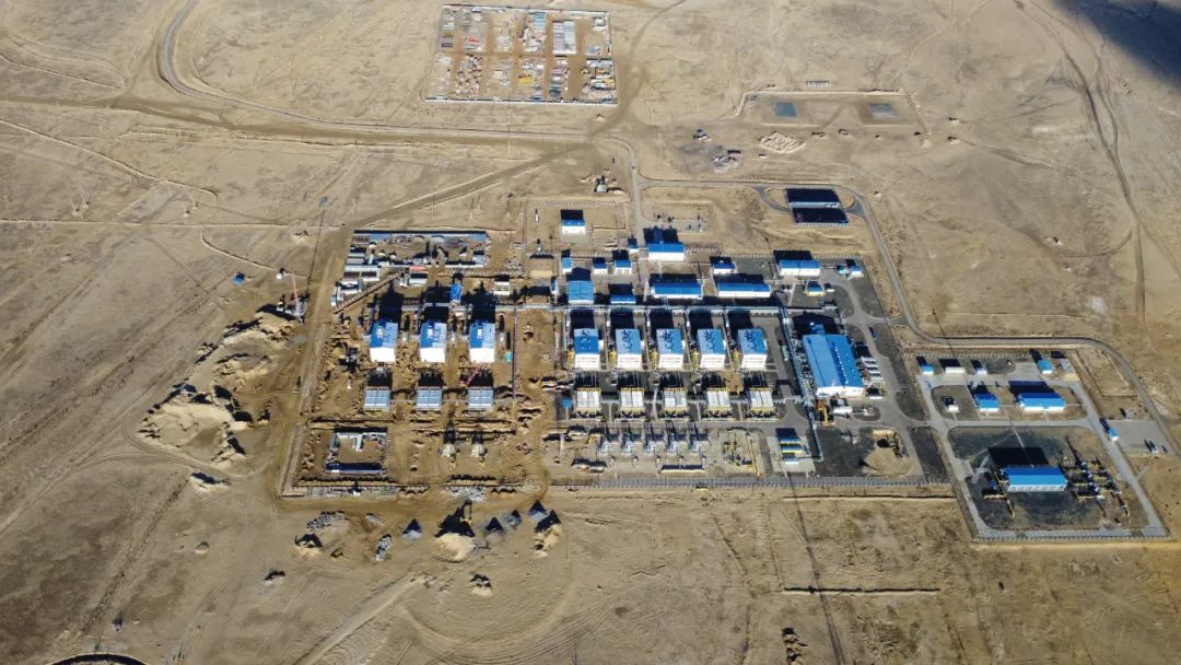 巴佐伊站扩容改造首台压缩机组提前成功点火! 巴佐伊站扩容改造首台压缩机组提前成功点火!