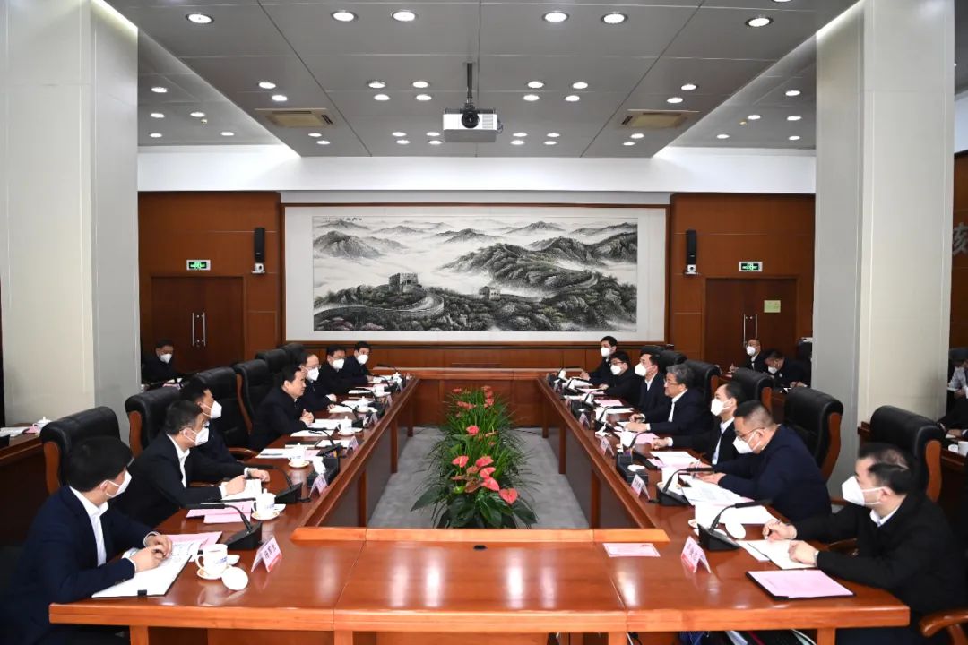 郝鹏李乐成带队与中国兵器工业集团和中国核工业集团举行会商 刘石泉余剑锋刘大山顾军出席 郝鹏李乐成带队与中国兵器工业集团和中国核工业集团举行会商 刘石泉余剑锋刘大山顾军出席