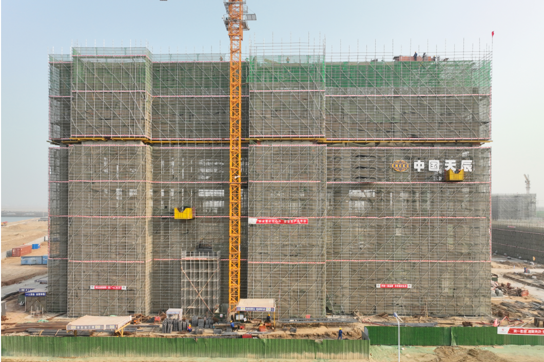 天辰公司裕龙岛煤气化制氢项目煤浆制备单元、酸性气脱除单元北侧框架顺利封顶! 天辰公司裕龙岛煤气化制氢项目煤浆制备单元、酸性气脱除单元北侧框架顺利封顶!