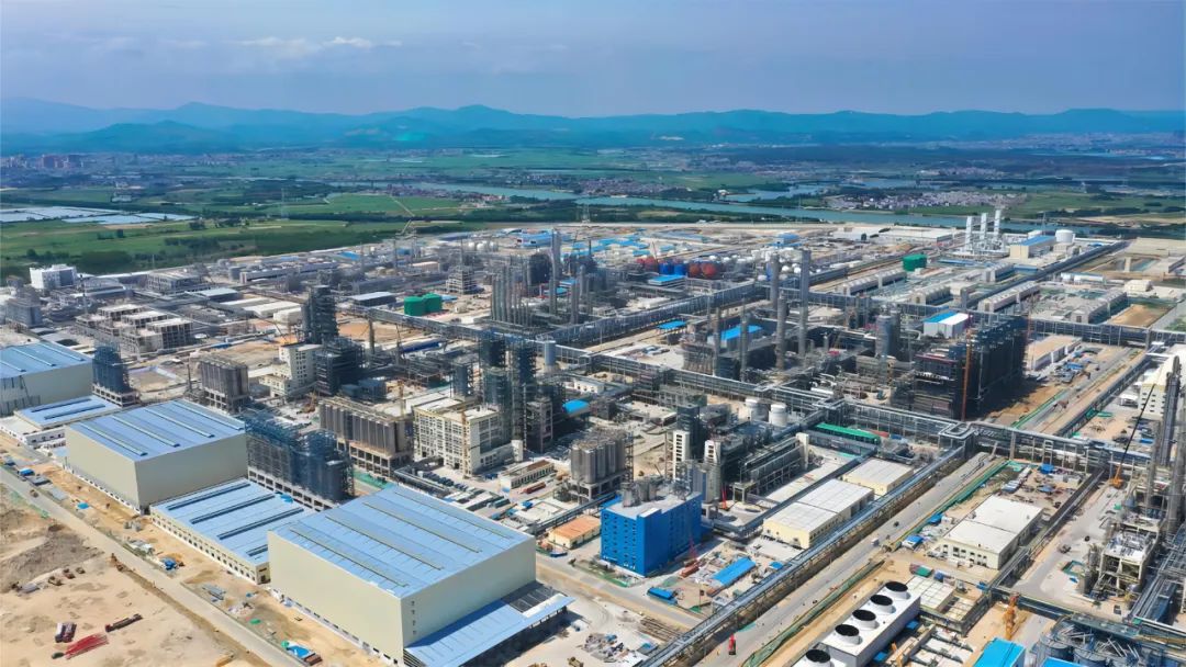 ϵͳµ̱пؼ缶ɫʯҵ