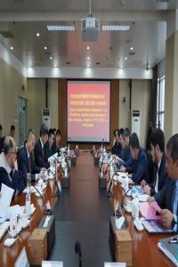 ˹̹ʯͲƷ˾ܲõʯͻԺ޹˾ι۽