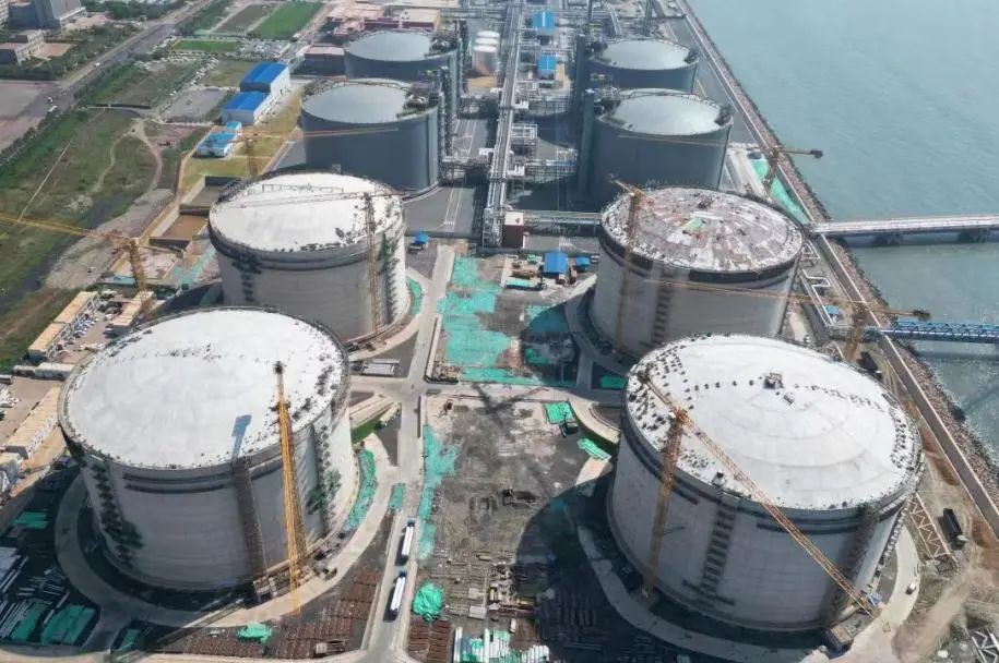 ͹ܰɽLNGĿ׶ι̴깤