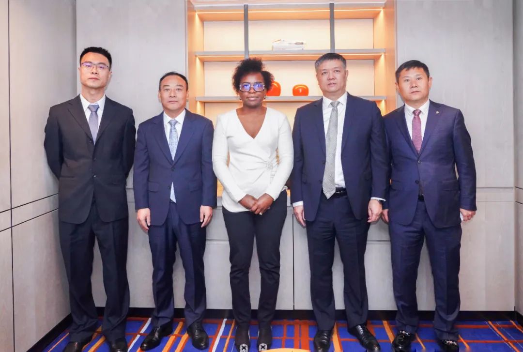 ʮֵίǡ³λ밲ҪԱ̸