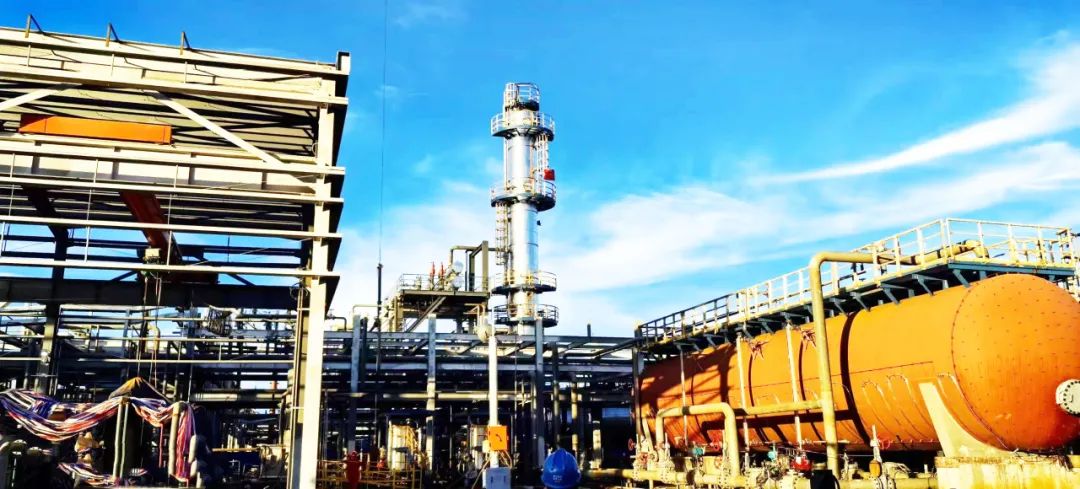 ܵ׸½նĿʯ½ն˹һͶ